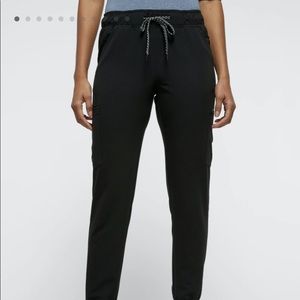 Jaanuu Scrub Joggers